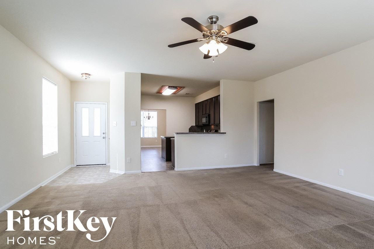 10534 Fire Sage Dr - Photo 5 of 15