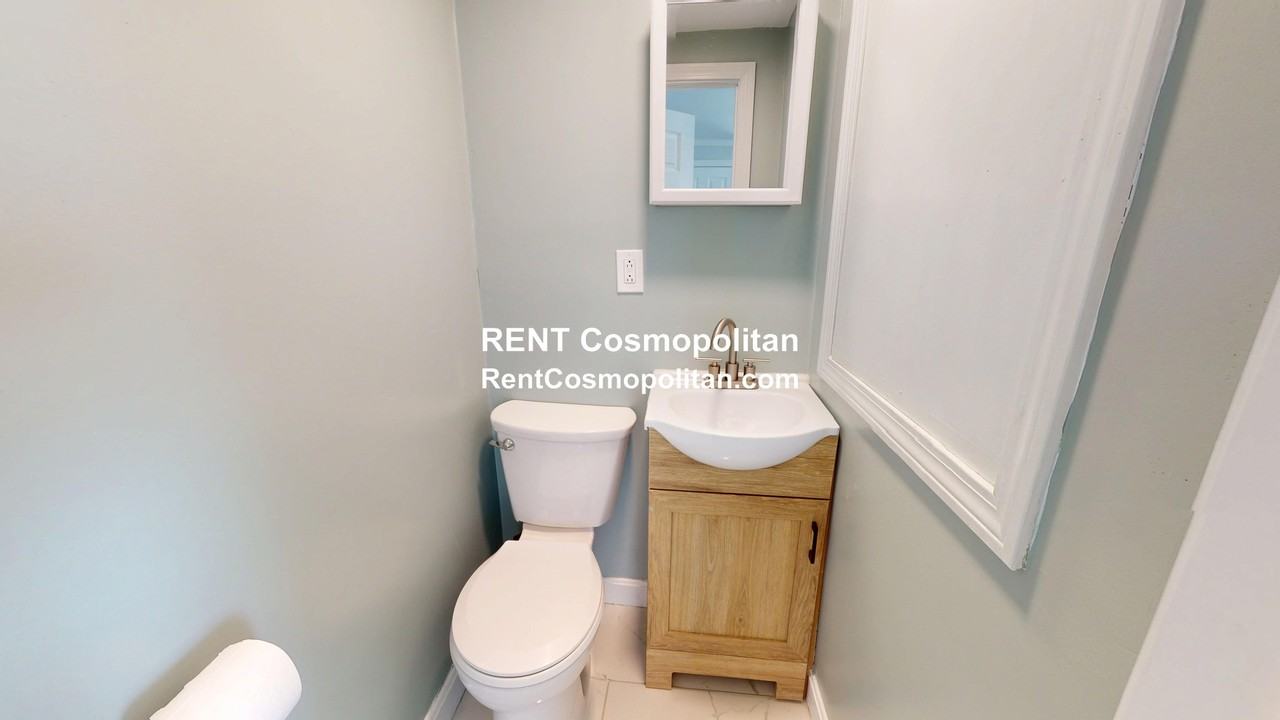 111 Boston Ave #B - Photo 5 of 6