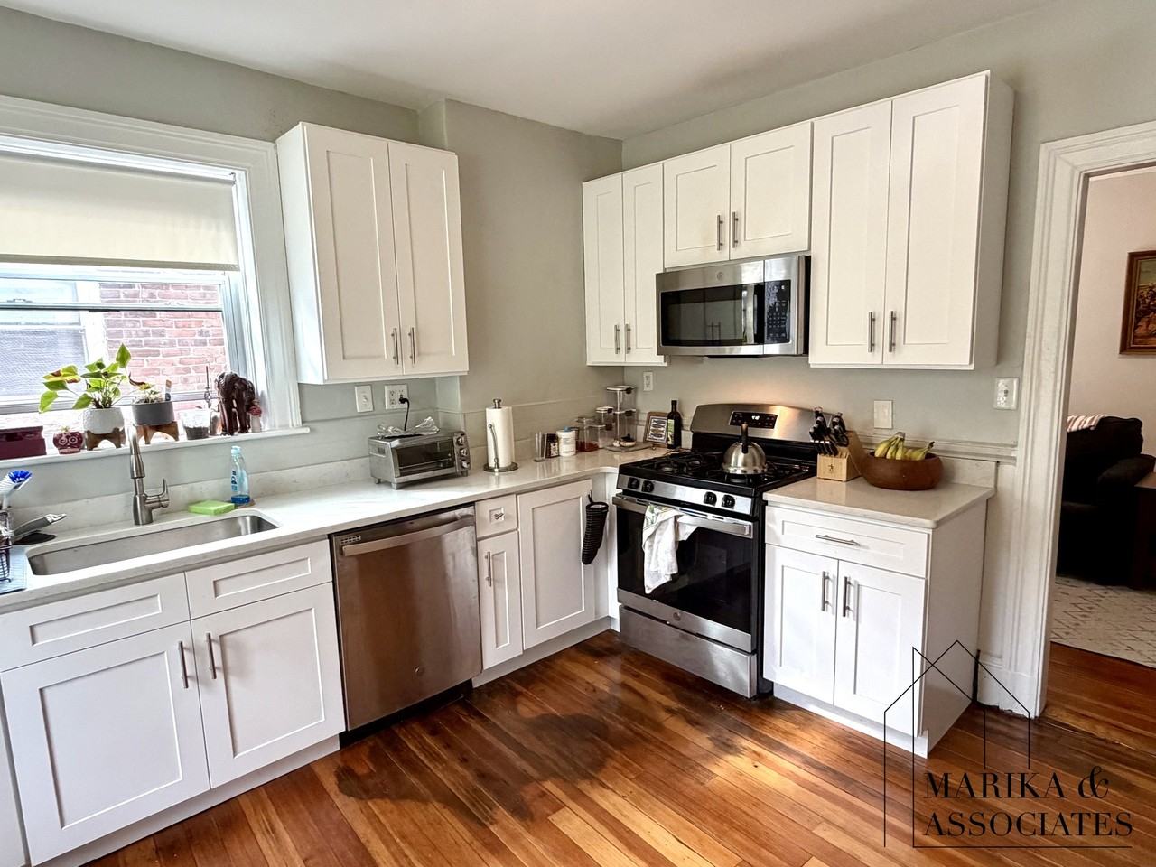108 Winthrop Rd #6 - Photo 6 of 23