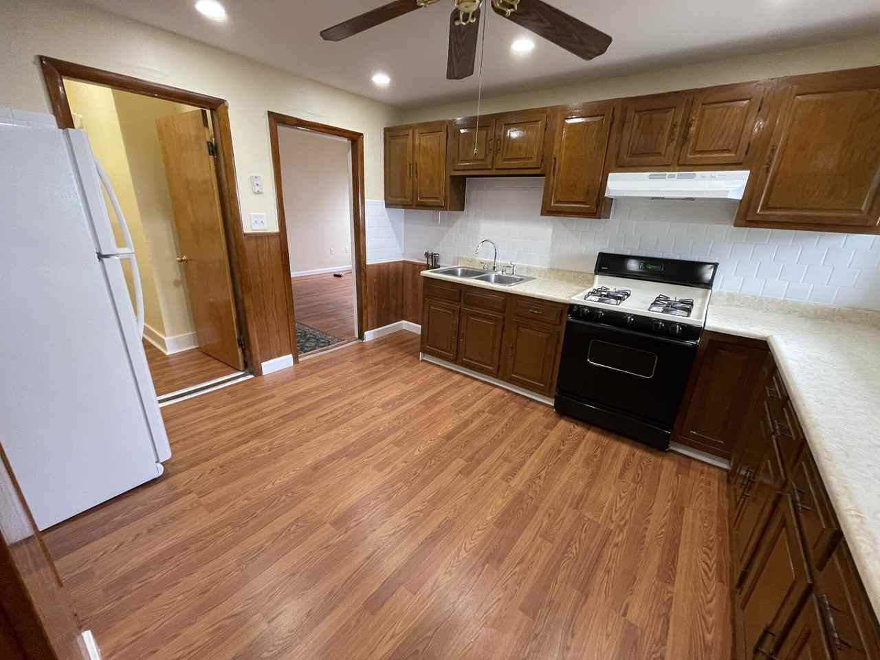 227 Holland St #2 - Photo 4 of 35