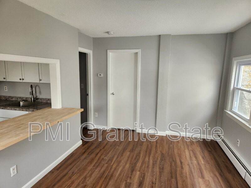 8B Beacon St #8B - Photo 2 of 6