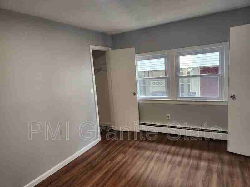 8B Beacon St #8B - Photo 4 of 6