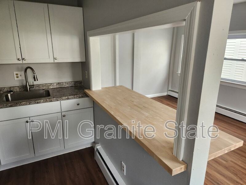 8B Beacon St #8B - Photo 6 of 6