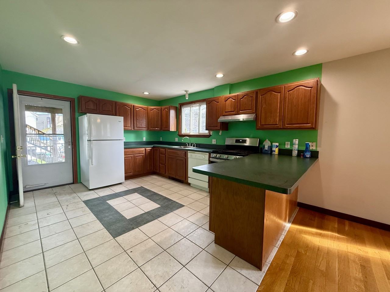 7 Madeline St #1 - Photo 2 of 14