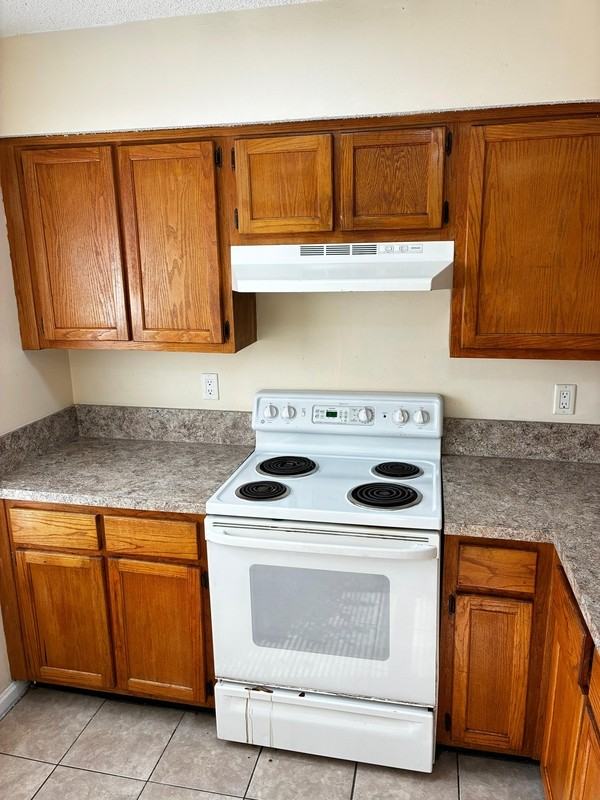 1226 Newwestdale Drive - Photo 4 of 15