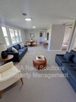 featured image of 984 Exeter Rd