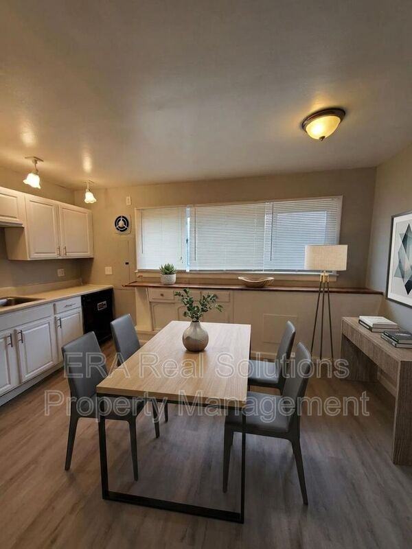 2906 Woodgrove Dr - Photo 3 of 23