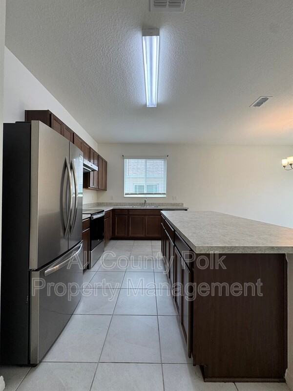 7163 Cruz Ct - Photo 5 of 32