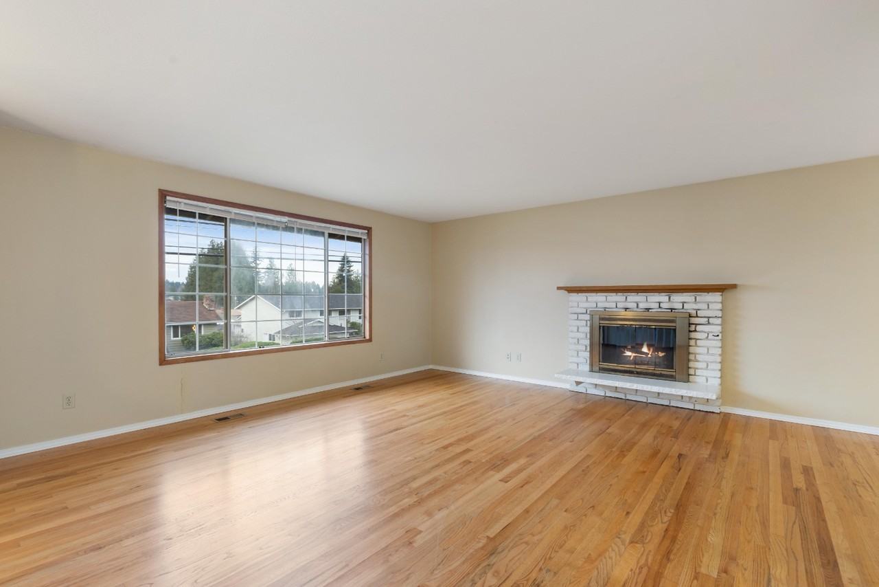 1415 Park Ave - Photo 4 of 38