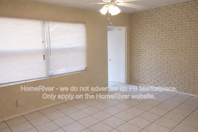 3220 W Paxton Ave - Photo 2 of 13