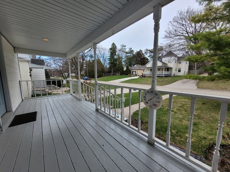 1262 S Quincy St - Photo 4 of 18