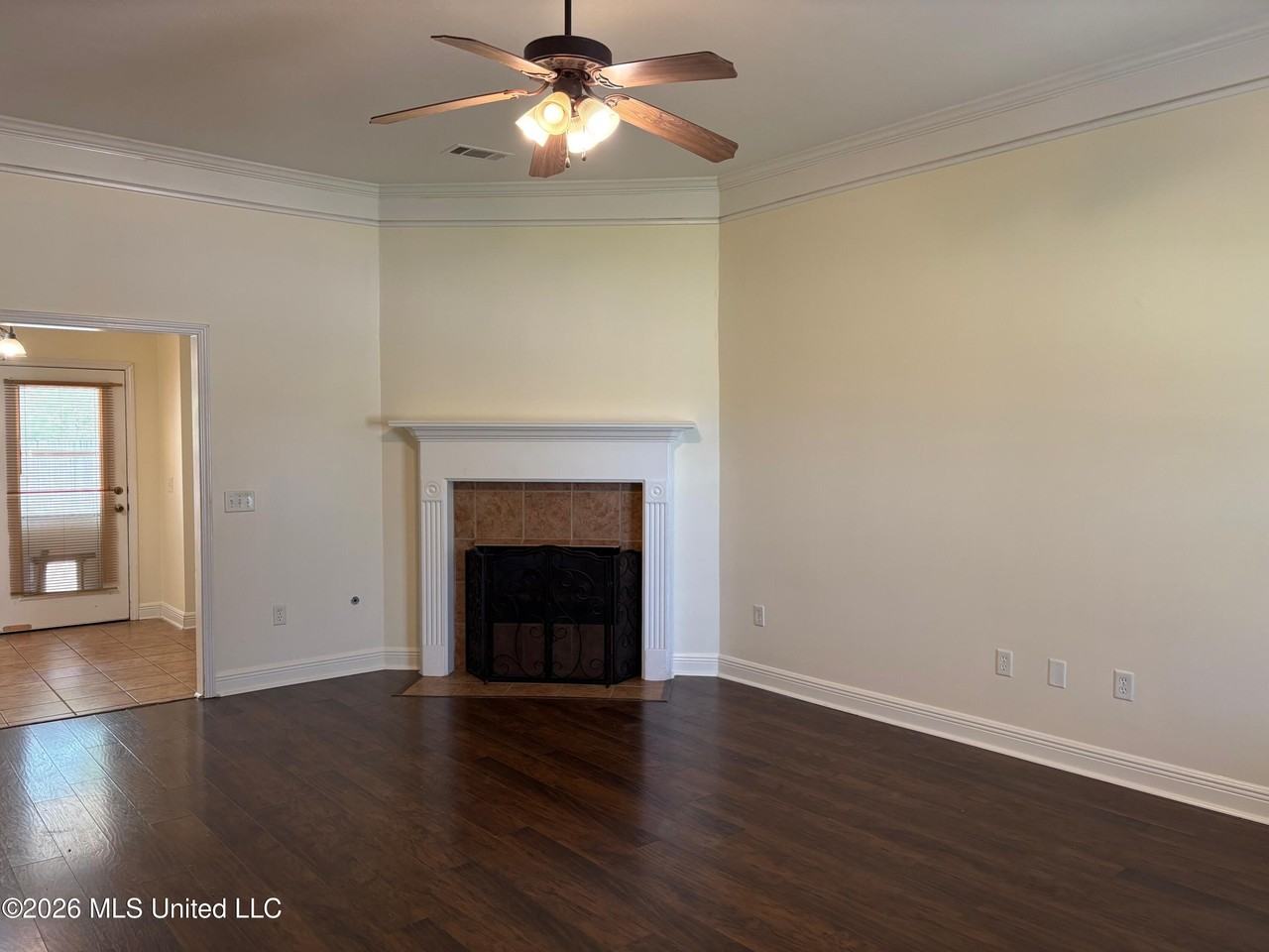 249 John Martin Dr - Photo 3 of 15