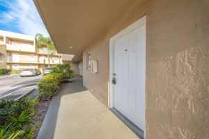 featured image of 2610 W 76th St #106