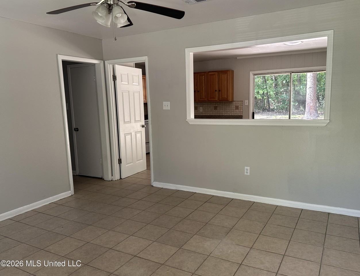 1700 Riverside Dr - Photo 2 of 14