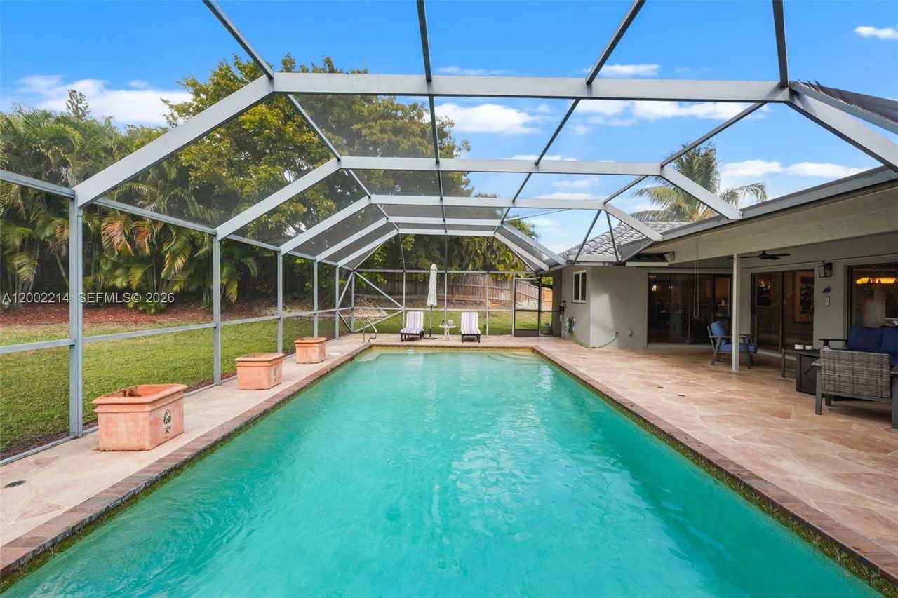 6975 Bianchini Cir - Photo 3 of 45