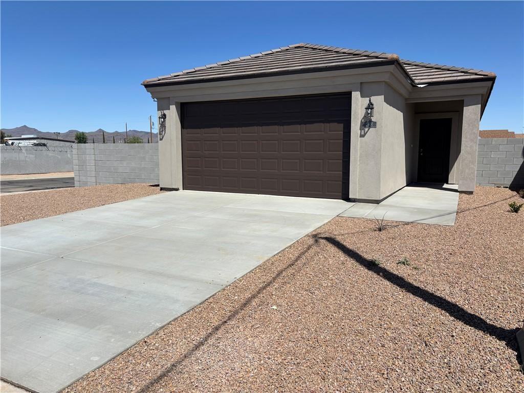 2601 Chambers Ave - Photo 3 of 15