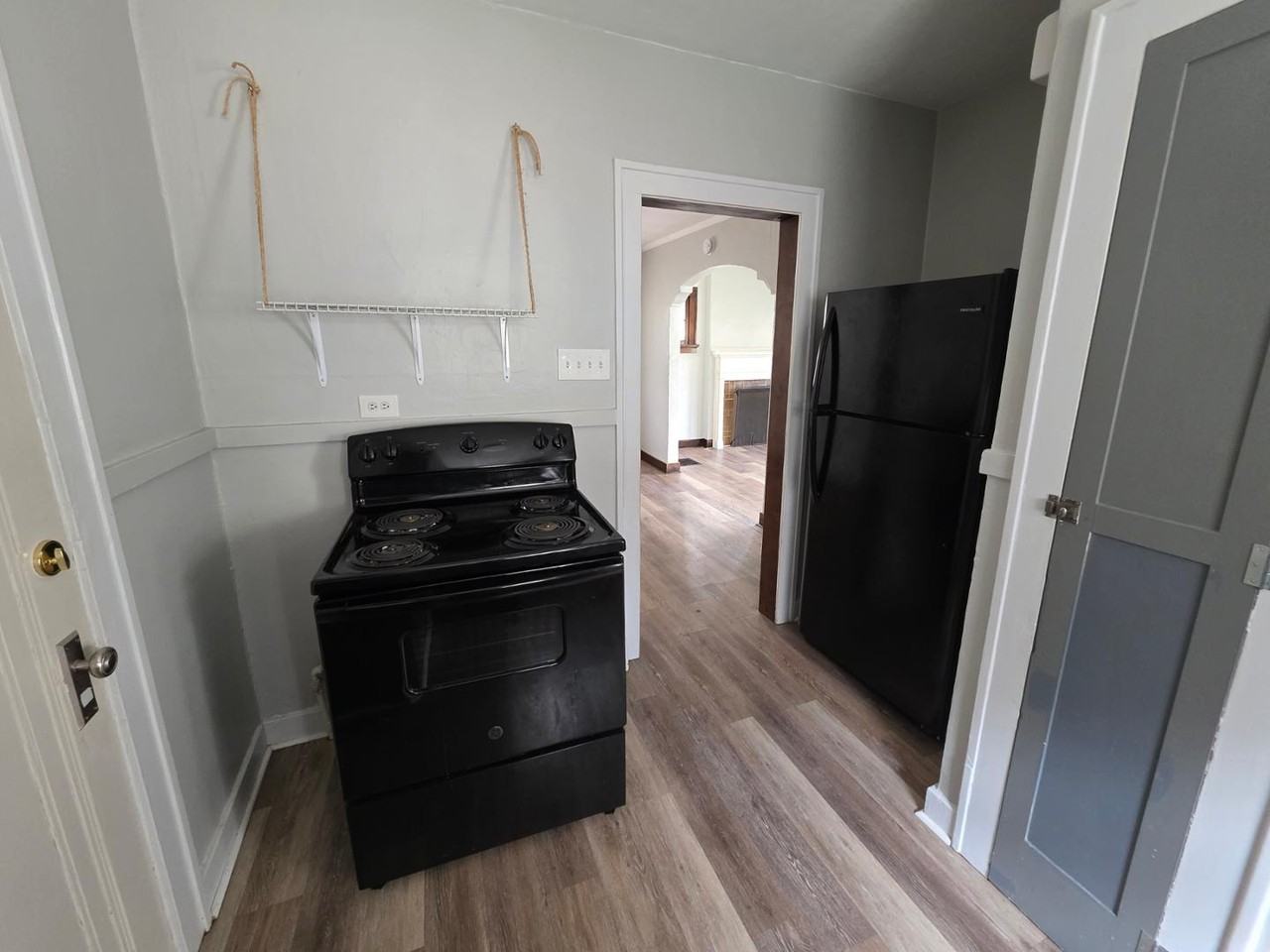 2637 Greenway St - Photo 6 of 18