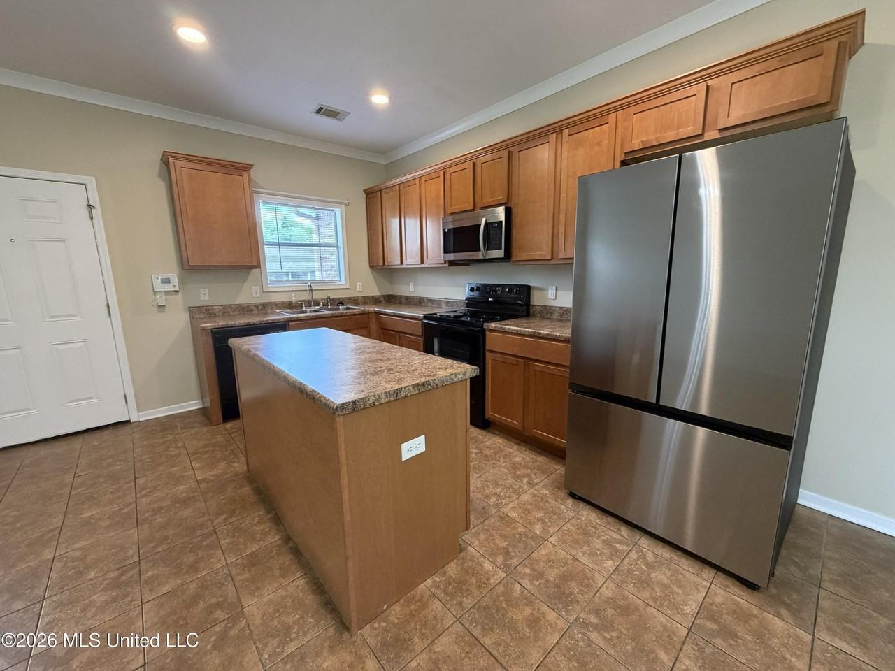 101 Stapleton Dr - Photo 7 of 21