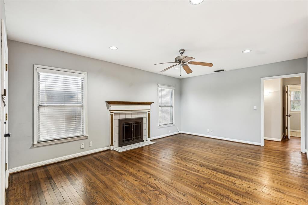 6441 Calmont Ave - Photo 3 of 18