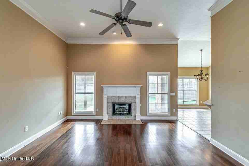 401 Ashtree Ln - Photo 6 of 47