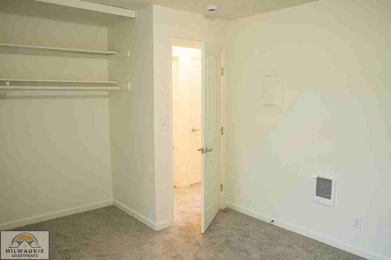 4545 Se Ina Ave #4 - Photo 7 of 13