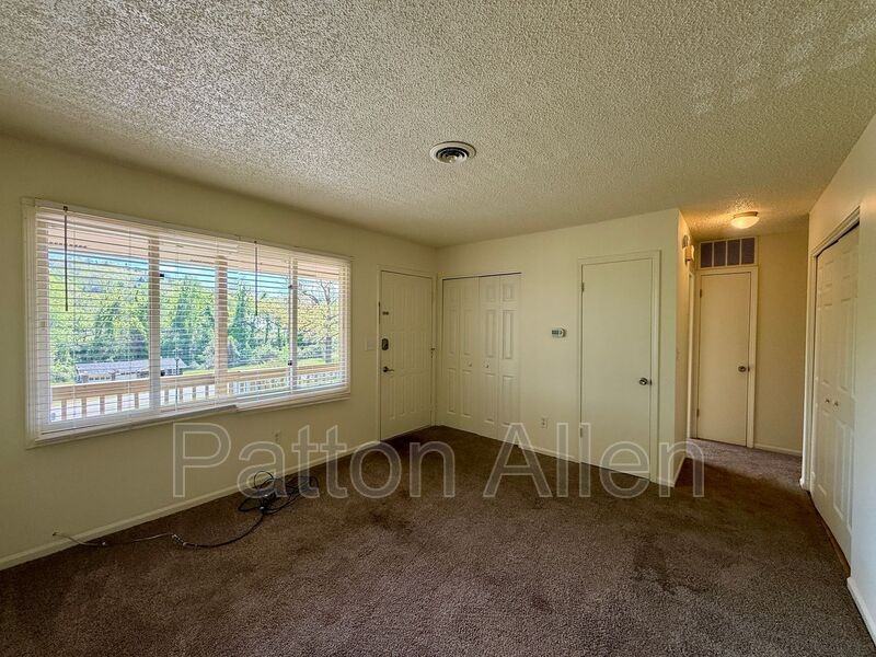 13 Christ School Rd #9 - Photo 7 of 23