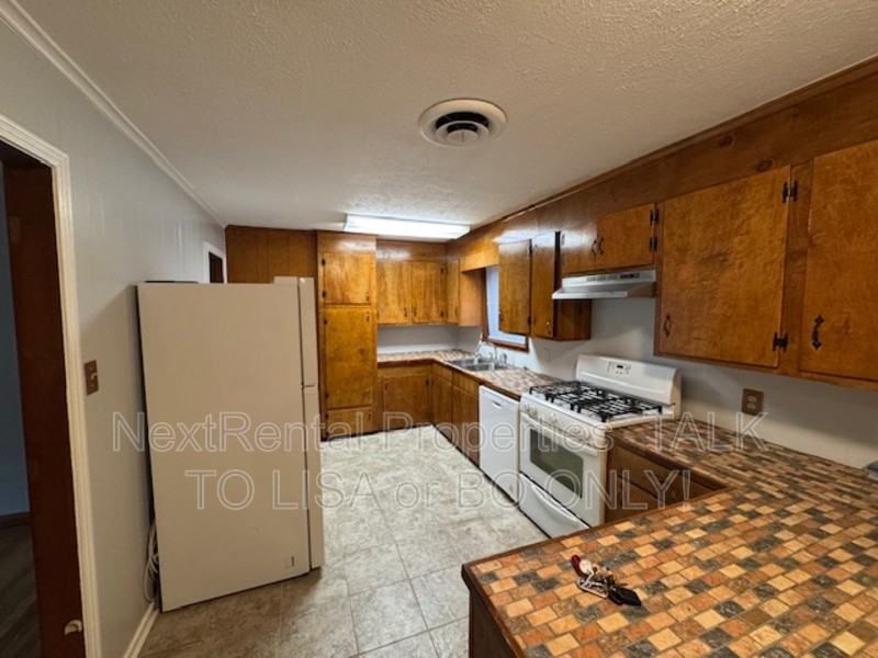 2144 Napoleon Ave - Photo 7 of 14