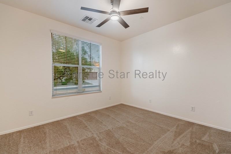 7383 W Milton Dr - Photo 5 of 26