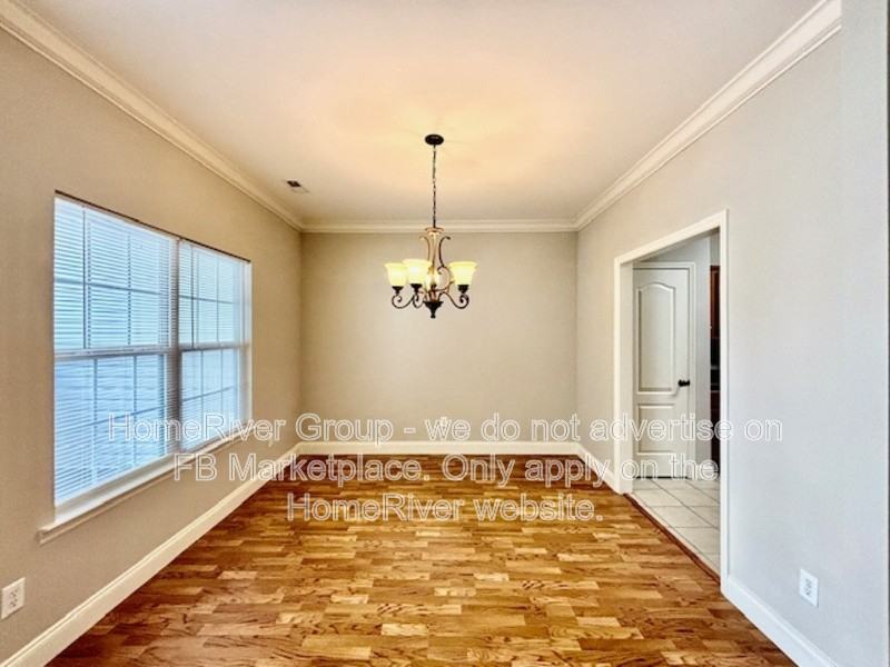 7317 Bushnell Ln - Photo 3 of 23