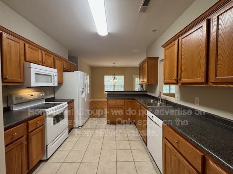 7317 Bushnell Ln - Photo 5 of 23