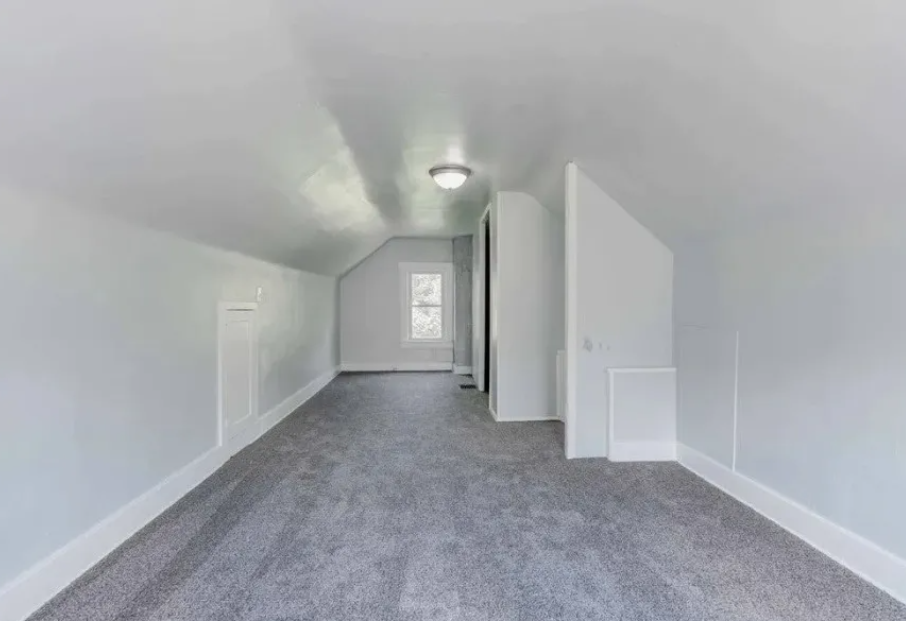 897 Peckham St #SFR - Photo 2 of 21