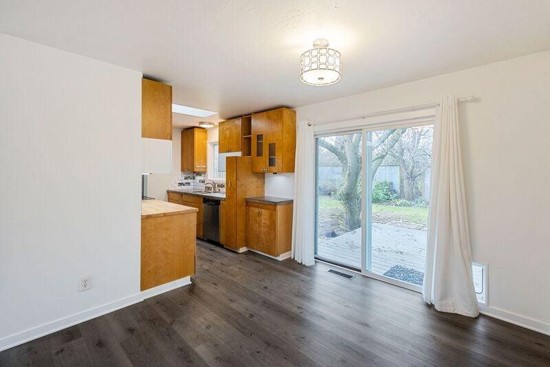 8715 N Washburne Ave #A - Photo 4 of 25