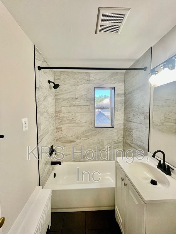 2809 16th Rd S #A - Photo 5 of 12