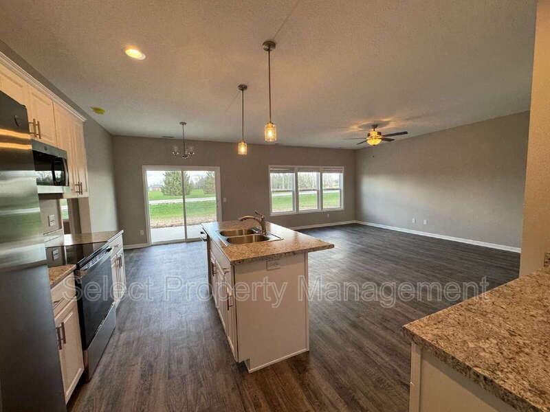 10808 Iron Works Way - Photo 7 of 19