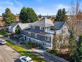 1015 9th St #B - Photo 1 of 1