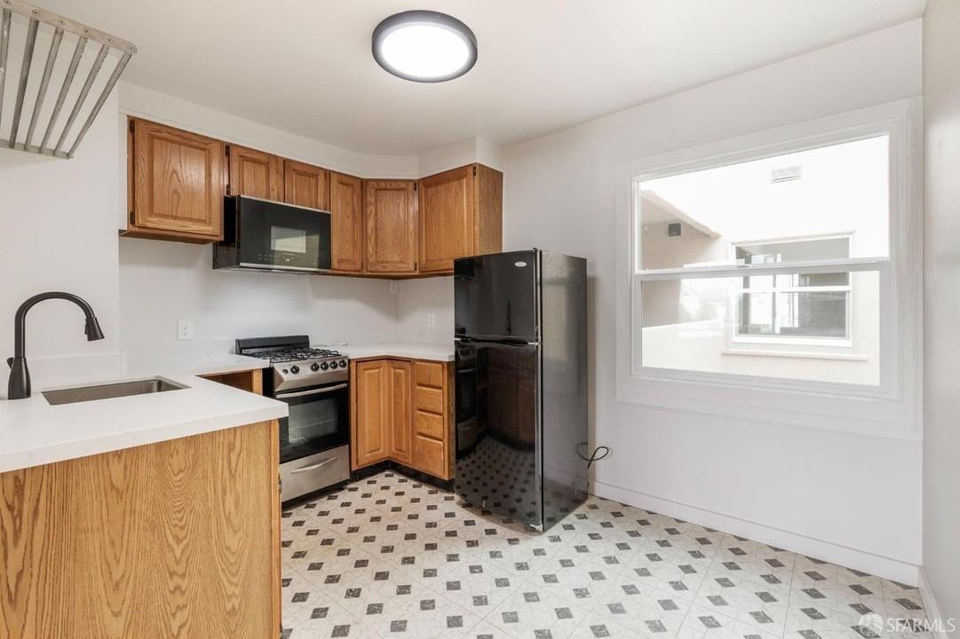 5 Bird St - Photo 4 of 11