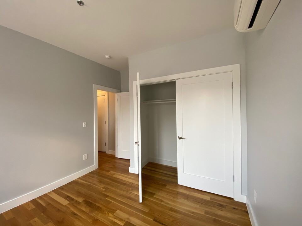 120 Bremen St #3 - Photo 3 of 5