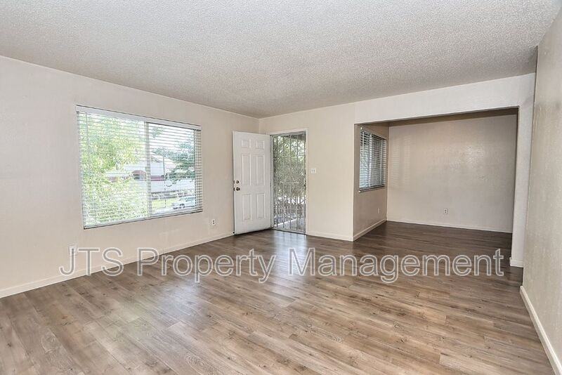 7877 Sayonara Dr #D - Photo 5 of 32