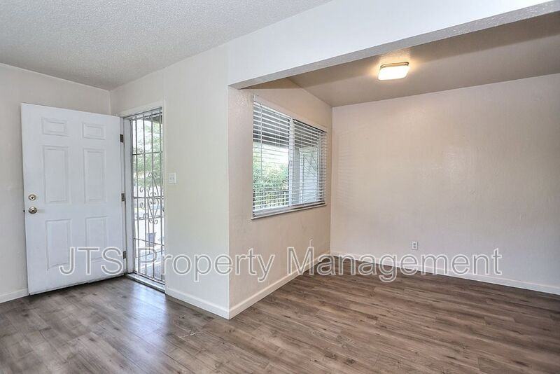 7877 Sayonara Dr #D - Photo 6 of 32