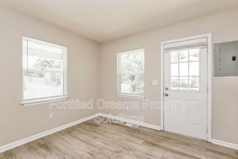 3603 Calumet Pl - Photo 7 of 16