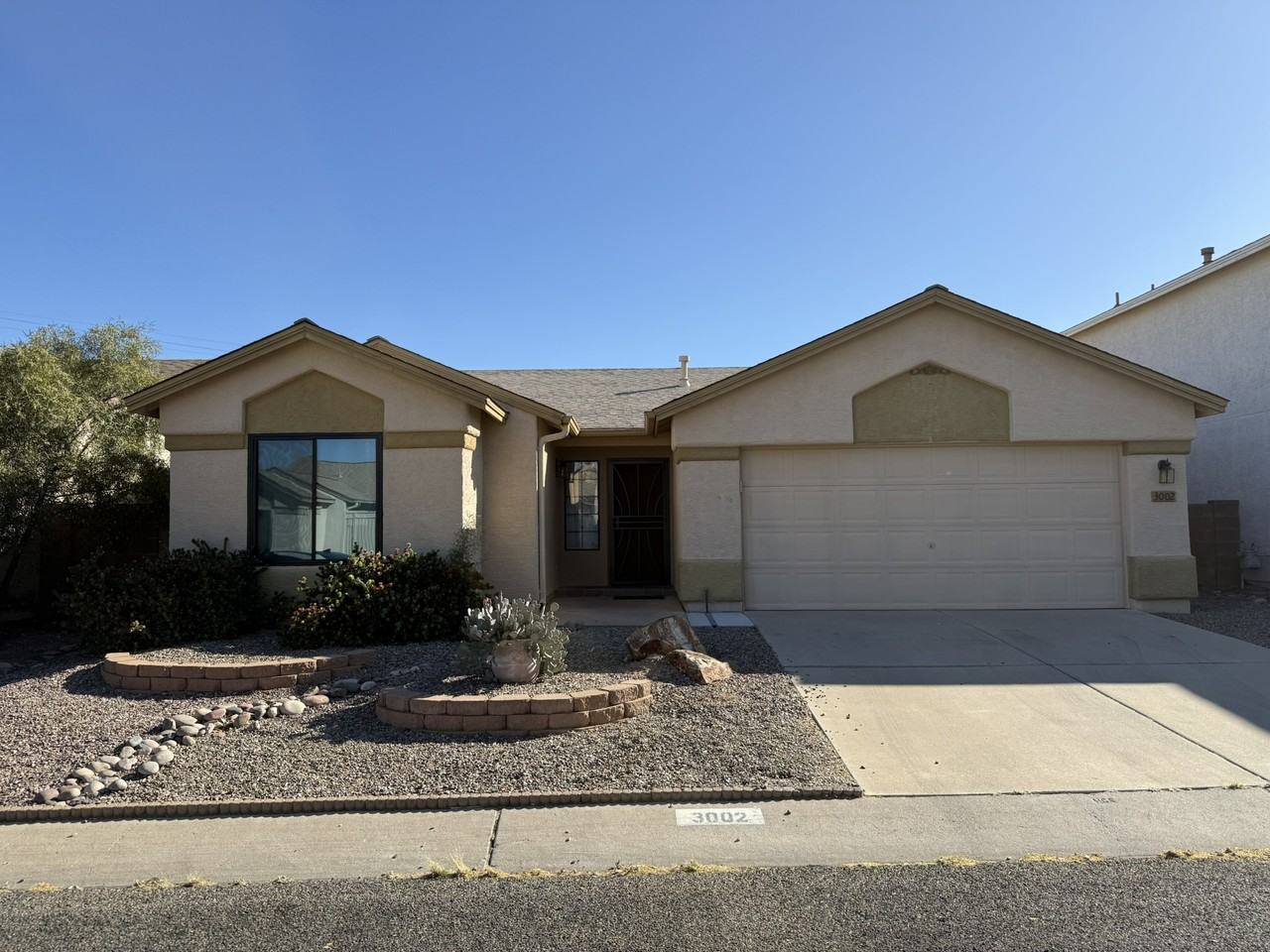 3002 W Country Ranch Dr - Photo 2 of 45