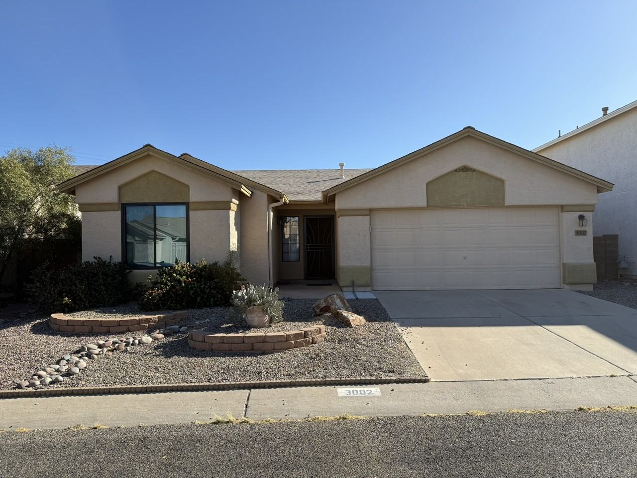 3002 W Country Ranch Dr - Photo 3 of 45