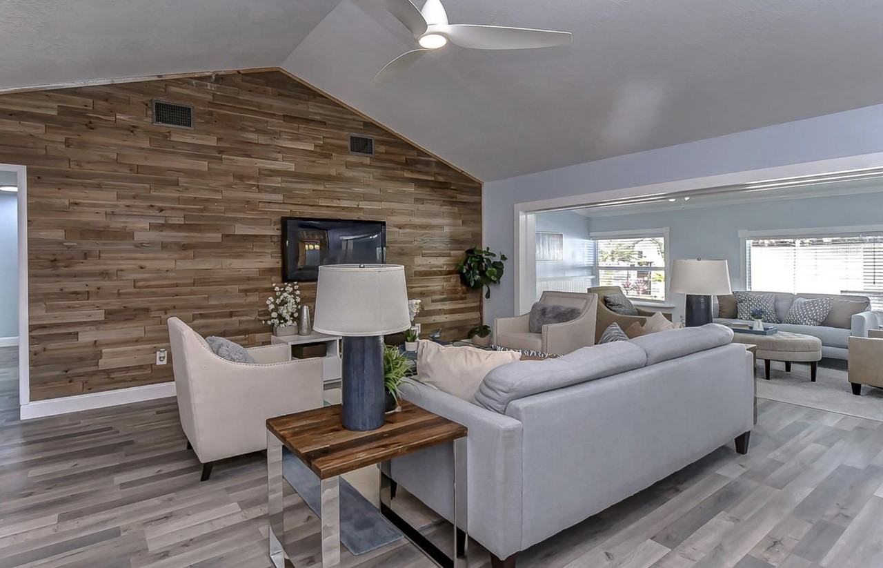 5008 Pennsbury Dr - Photo 4 of 22