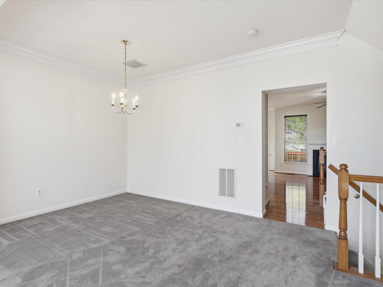 25828 Kirkwood Sq - Photo 6 of 46