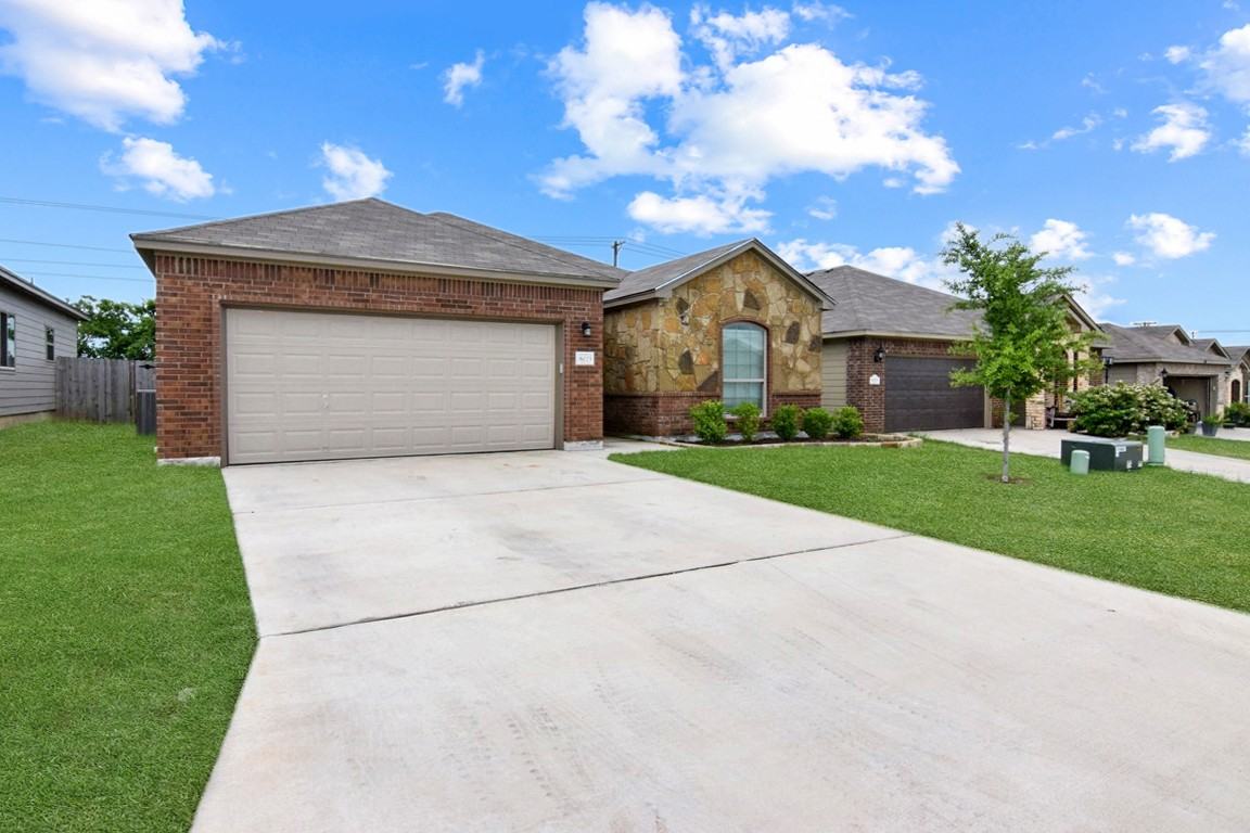 8025 Redbrush - Photo 2 of 15