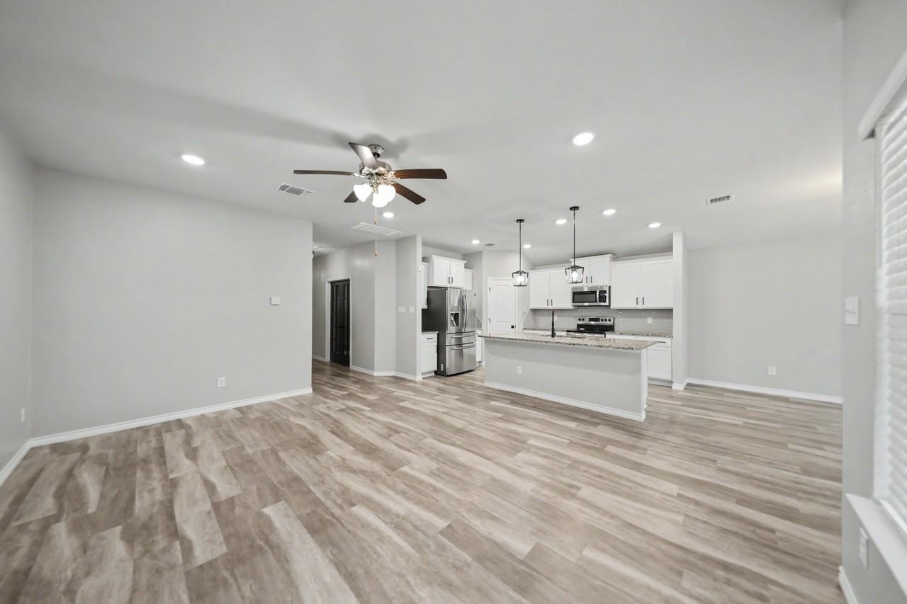 5101 Primavera Ln - Photo 7 of 30