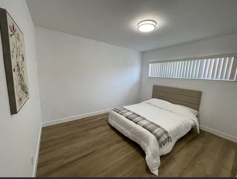 1236 Brockton Ave #8 - Photo 6 of 8