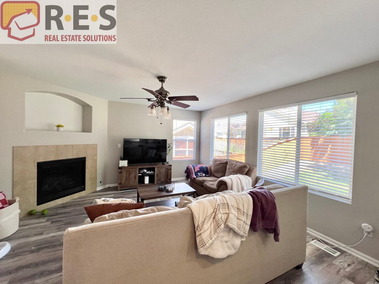 16183 E 104th Way - Photo 5 of 12