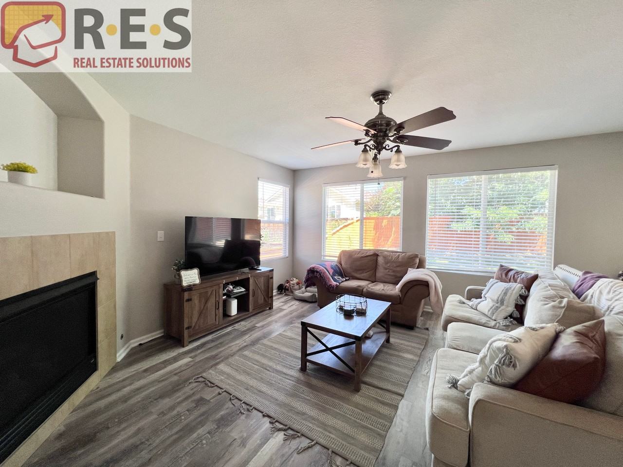 16183 E 104th Way - Photo 6 of 12