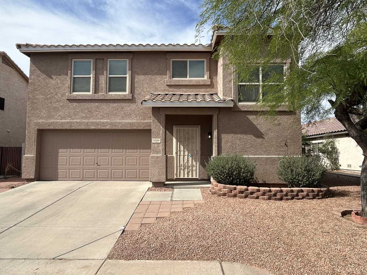 9208 W Coolidge St - Photo 2 of 50